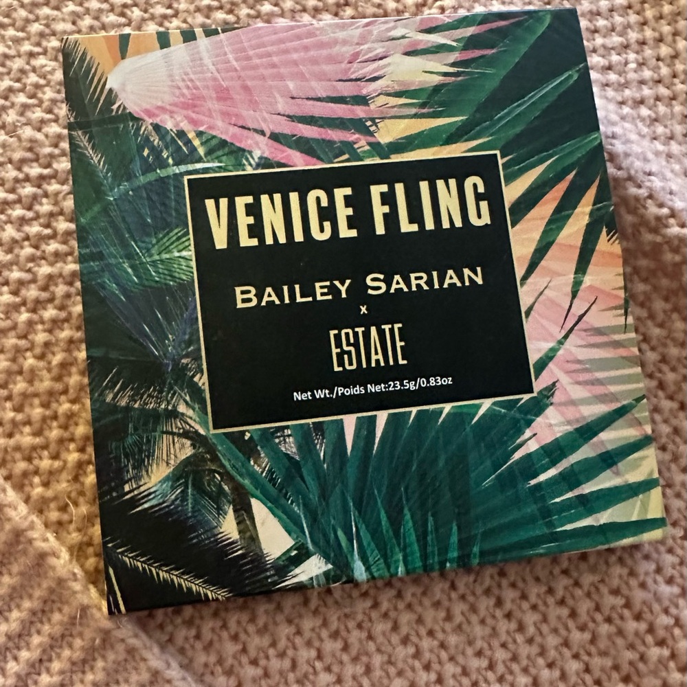Estate Tropical Hues Eyeshadow Palette Bailey Sarian